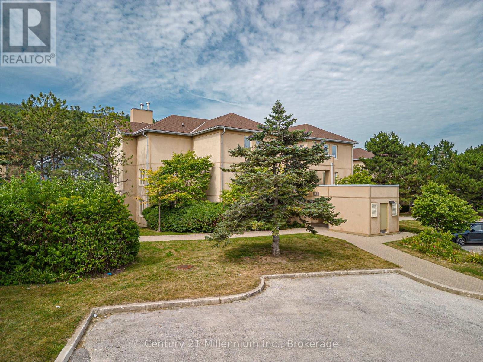 118 - 169 Jozo Weider Boulevard, Blue Mountains, Ontario  L9Y 0V2 - Photo 39 - X12319573