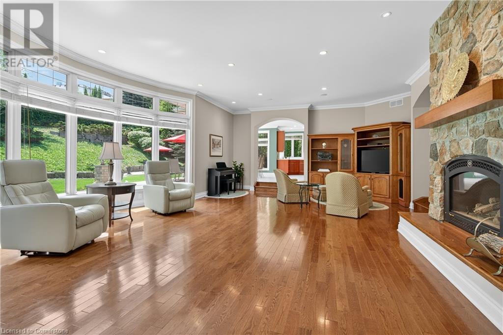 6786 Christine Court, Niagara Falls, Ontario  L2J 4L6 - Photo 11 - 40756313