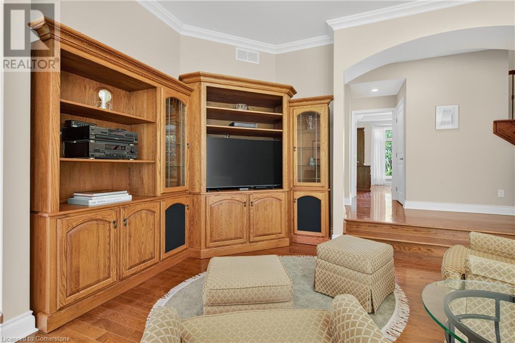 6786 Christine Court, Niagara Falls, Ontario  L2J 4L6 - Photo 14 - 40756313