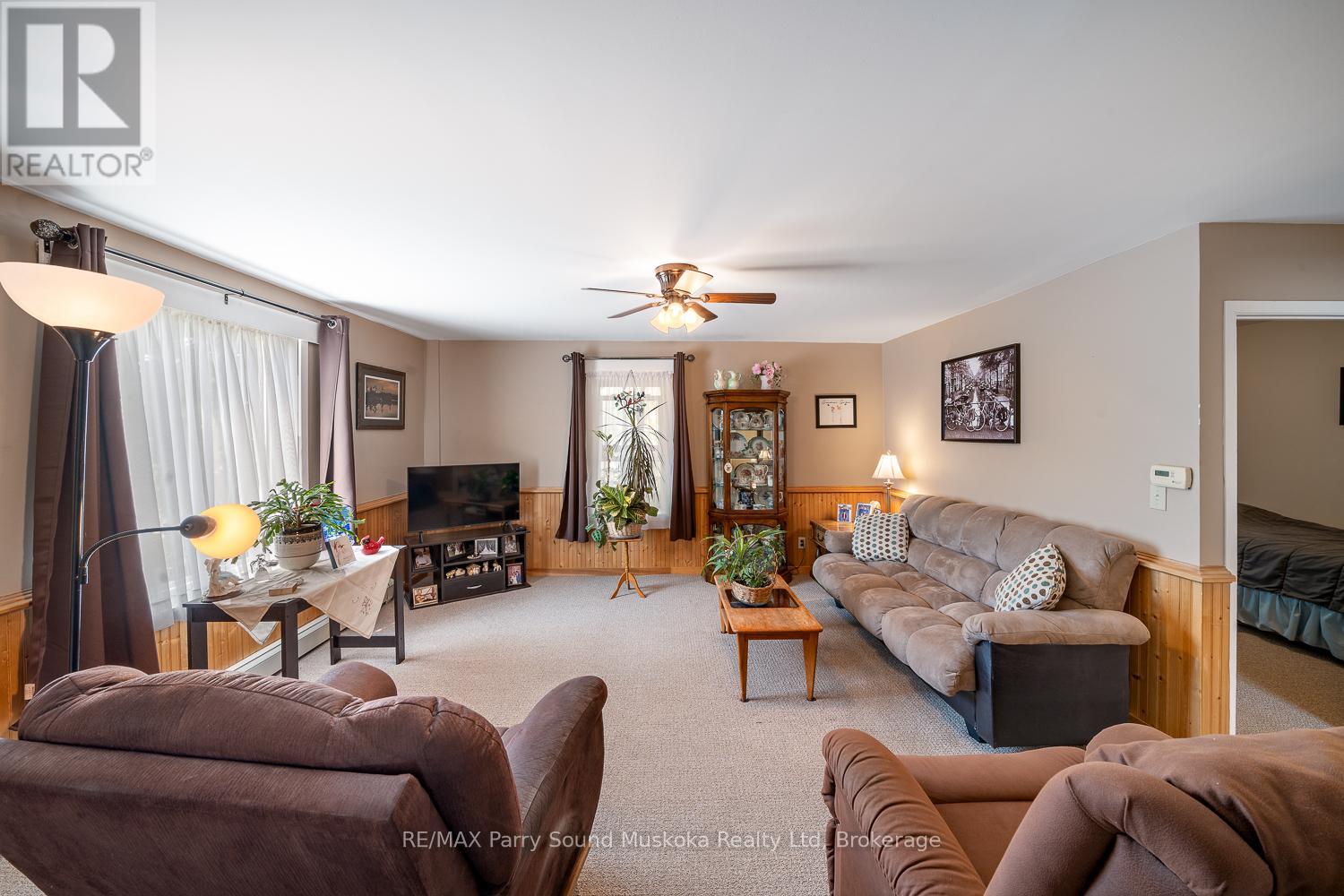 49 Cascade Street, Parry Sound, Ontario  P2A 1J8 - Photo 27 - X12319664