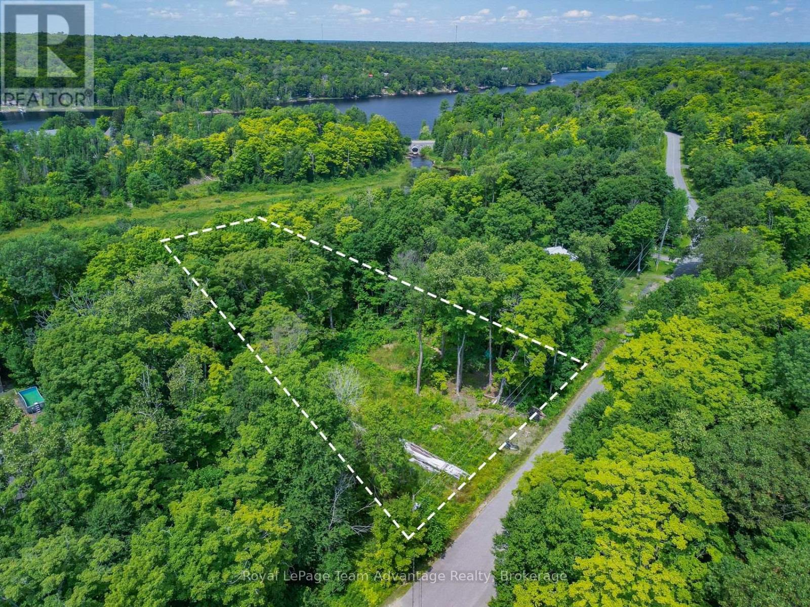17 Cornflower Road, Mcdougall, Ontario  P2A 2W7 - Photo 1 - X12319873