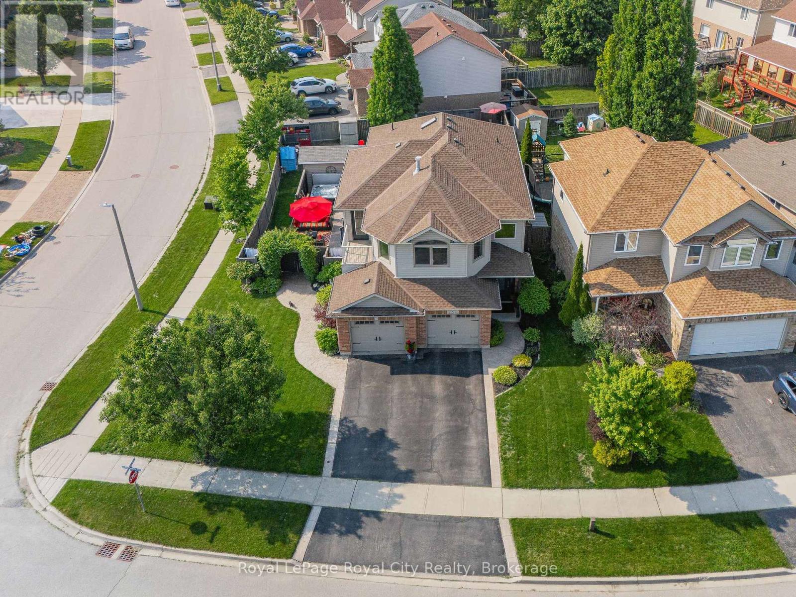 7 MARIGOLD DRIVE, Guelph, Ontario