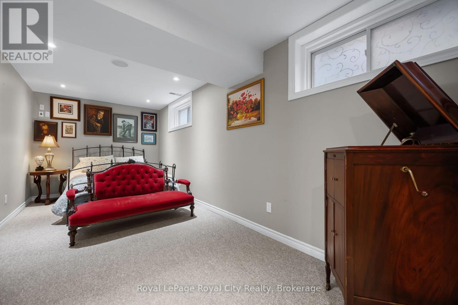 7 Marigold Drive, Guelph, Ontario  N1C 1G5 - Photo 34 - X12320089