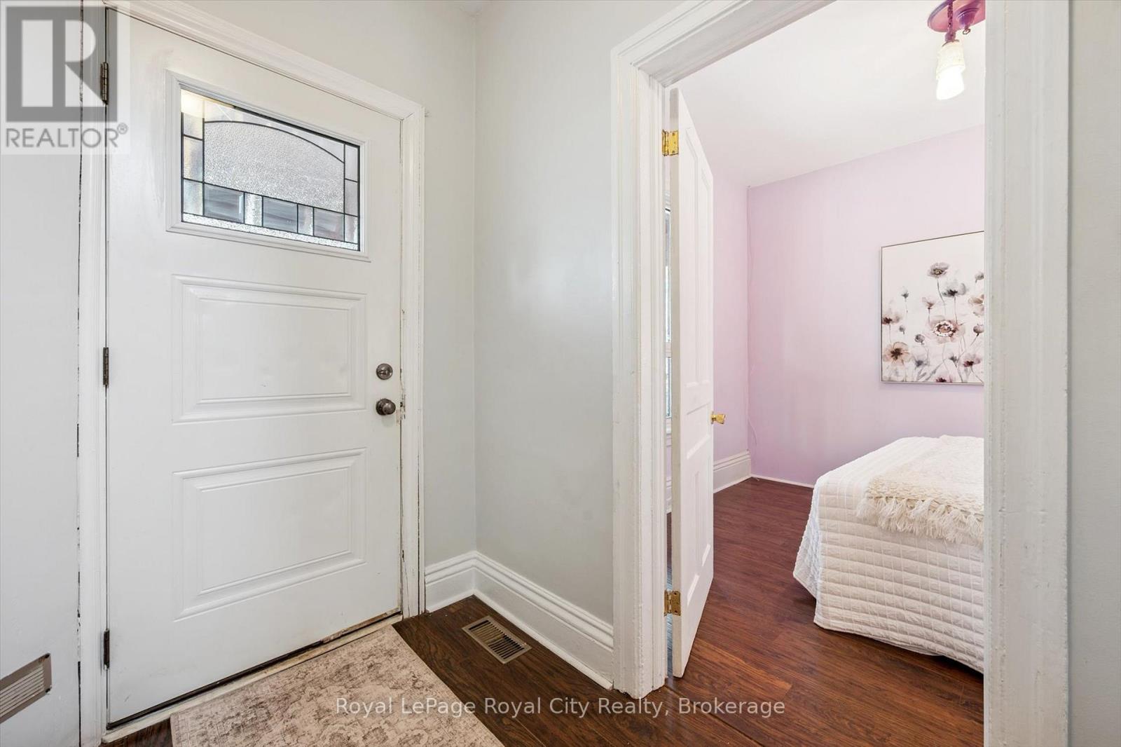 178 York Road, Guelph, Ontario  N1E 3G2 - Photo 11 - X12320146