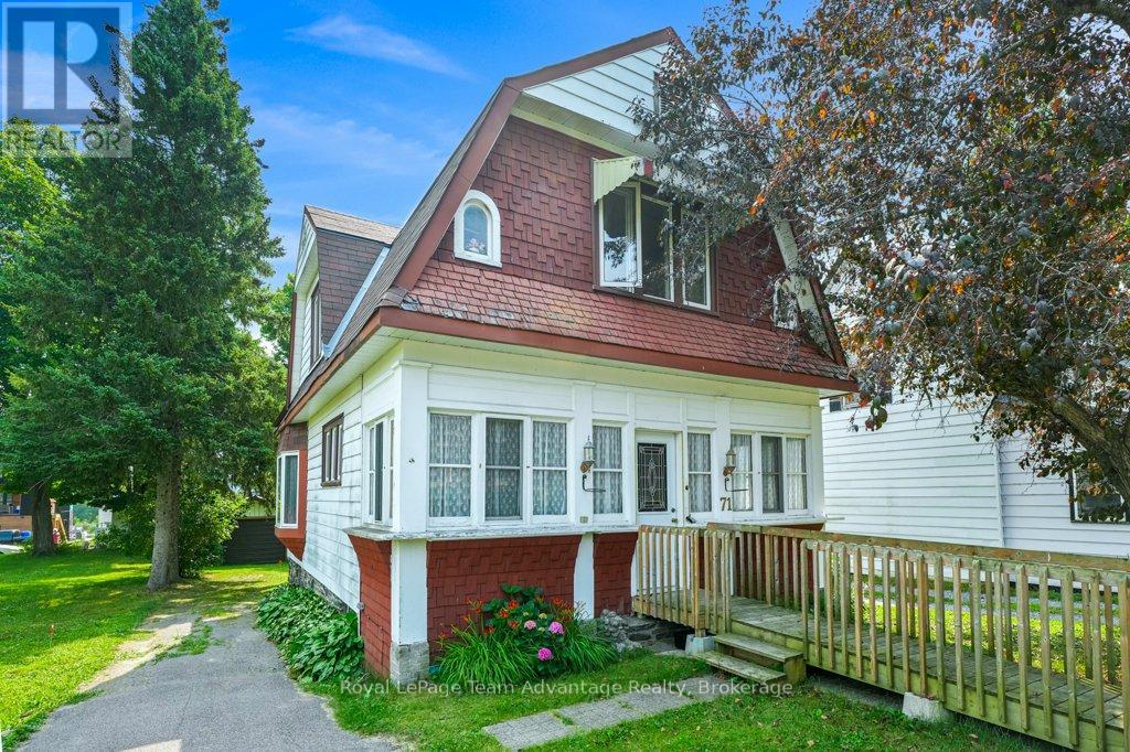 71 Gibson Street, Parry Sound, Ontario  P2A 1X2 - Photo 2 - X12320266