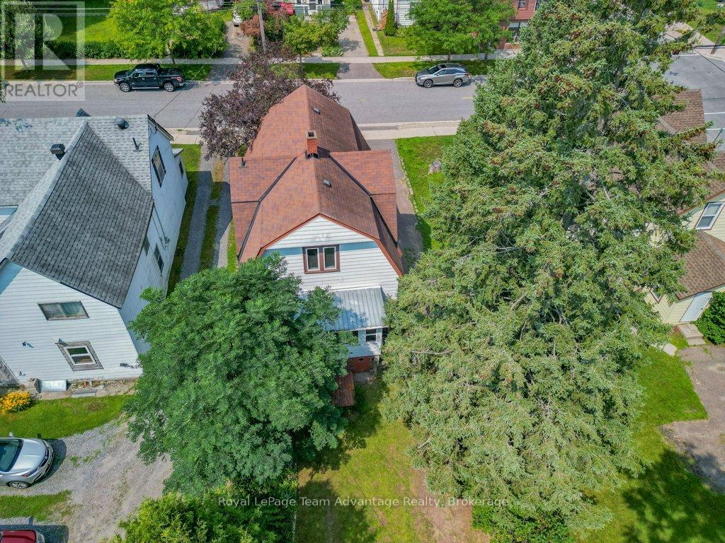 71 Gibson Street, Parry Sound, Ontario  P2A 1X2 - Photo 31 - X12320266