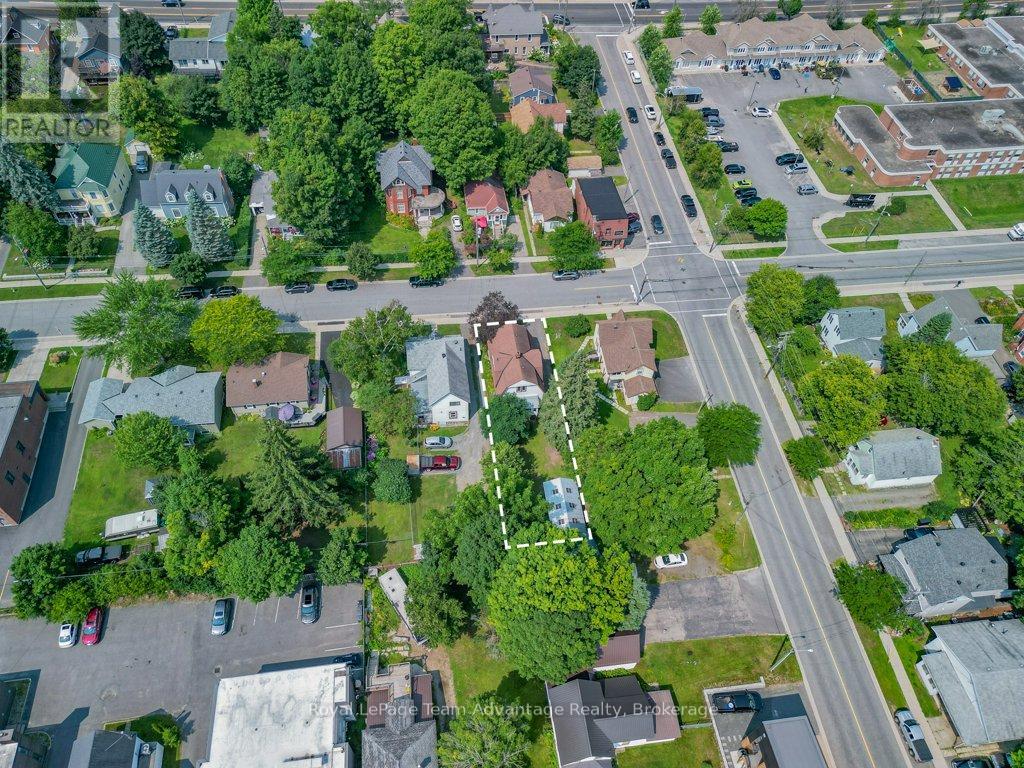 71 Gibson Street, Parry Sound, Ontario  P2A 1X2 - Photo 46 - X12320266