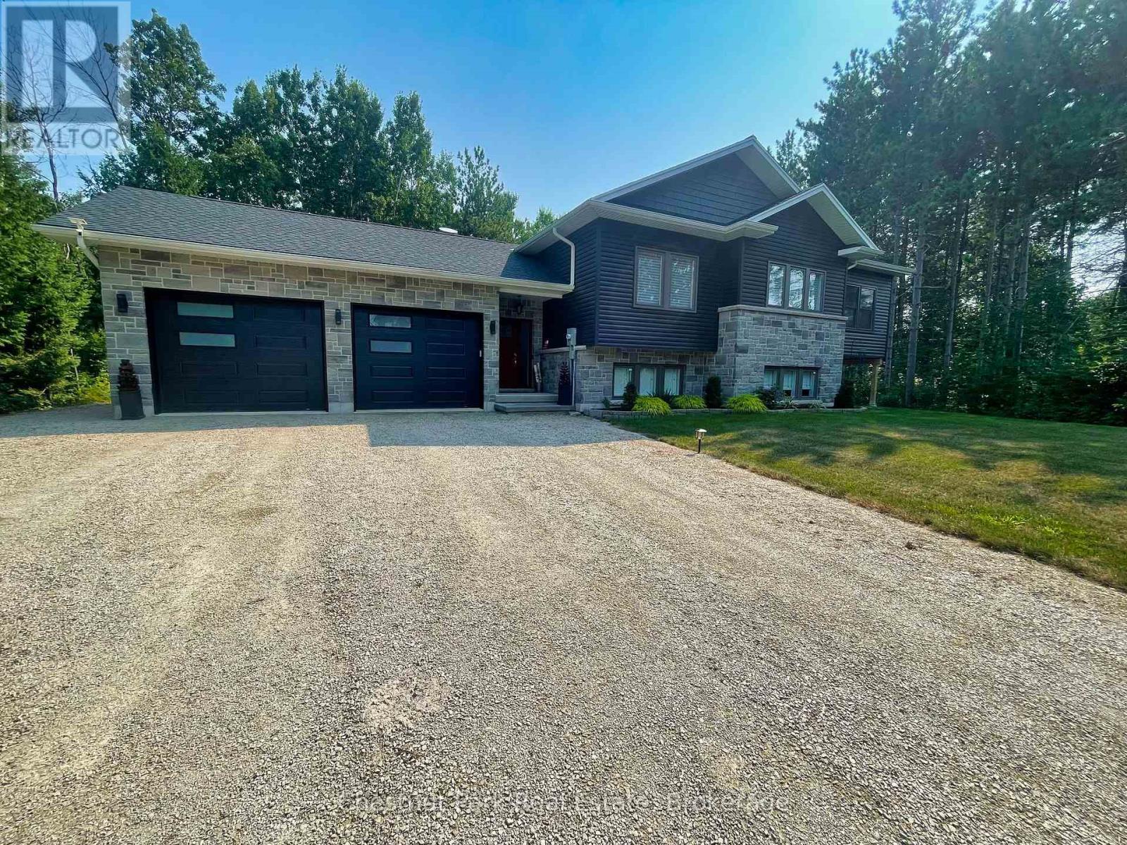 18 TELFORD STREET, South Bruce Peninsula, Ontario