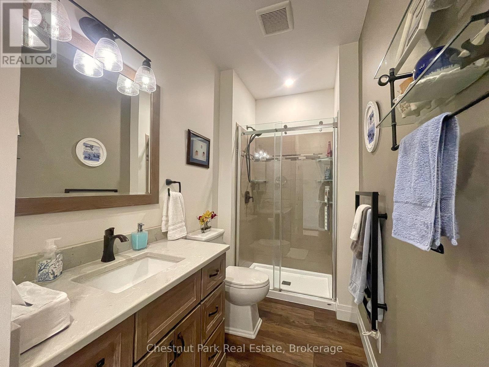 18 Telford Street, South Bruce Peninsula, Ontario  N0H 2T0 - Photo 11 - X12320288