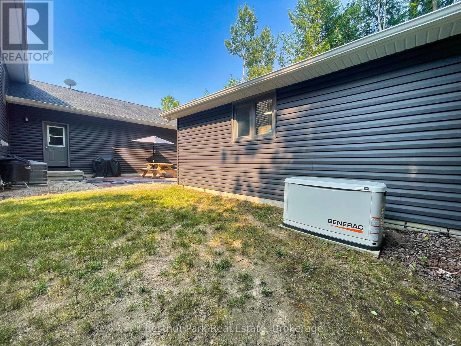 18 Telford Street, South Bruce Peninsula, Ontario  N0H 2T0 - Photo 24 - X12320288