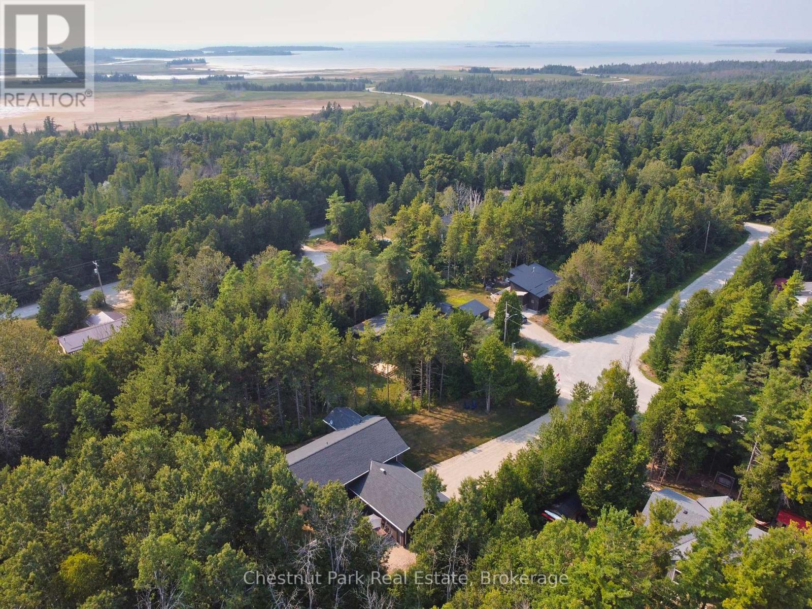 18 Telford Street, South Bruce Peninsula, Ontario  N0H 2T0 - Photo 27 - X12320288