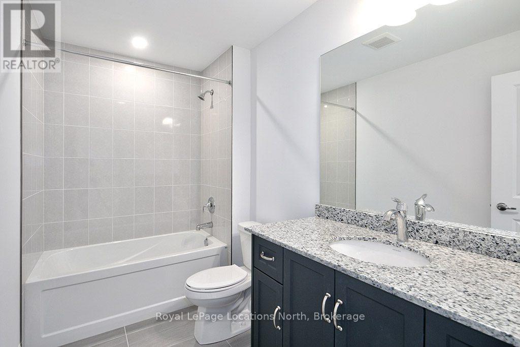 124 Beacon Drive, Blue Mountains, Ontario  N0H 2P0 - Photo 16 - X12320351