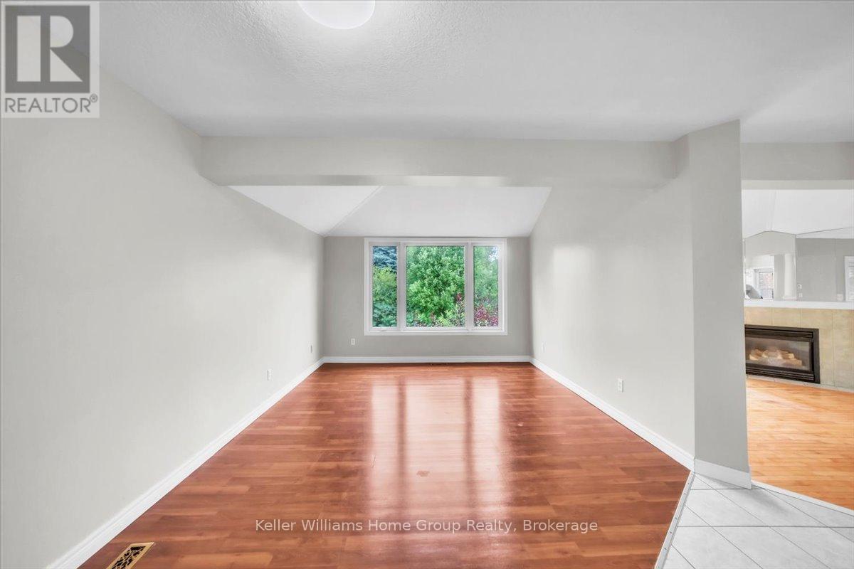 10 Periwinkle Way, Guelph, Ontario  N1L 1H8 - Photo 10 - X12320584