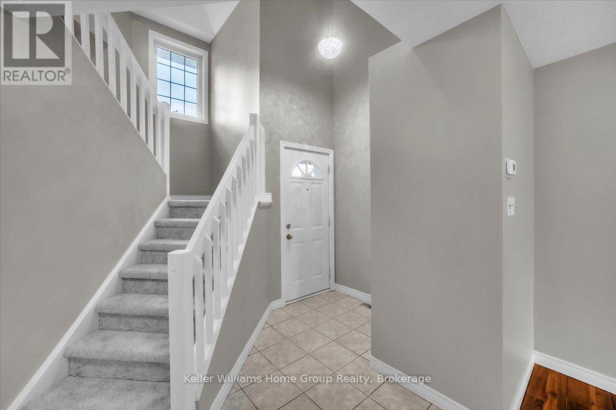 10 Periwinkle Way, Guelph, Ontario  N1L 1H8 - Photo 23 - X12320584