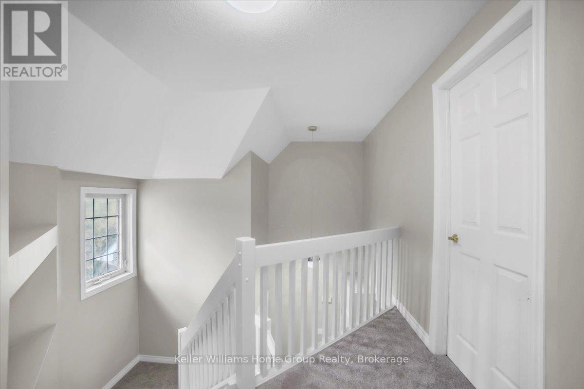 10 Periwinkle Way, Guelph, Ontario  N1L 1H8 - Photo 24 - X12320584