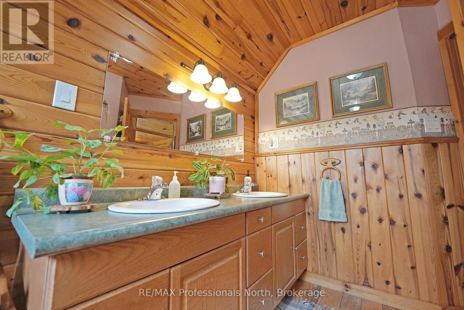 1183 Conway Road, Minden Hills, Ontario  K0M 2K0 - Photo 26 - X12320769