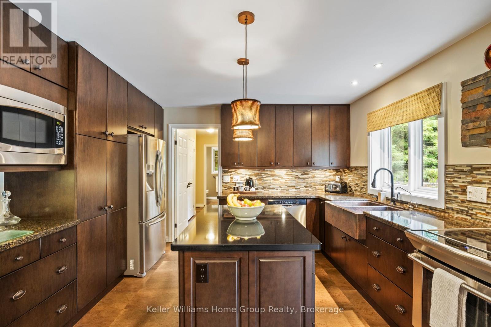 25 Riverview Drive, Centre Wellington, Ontario  N0B 1J0 - Photo 11 - X12320789