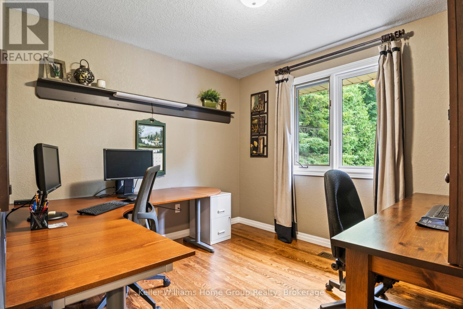 25 Riverview Drive, Centre Wellington, Ontario  N0B 1J0 - Photo 15 - X12320789
