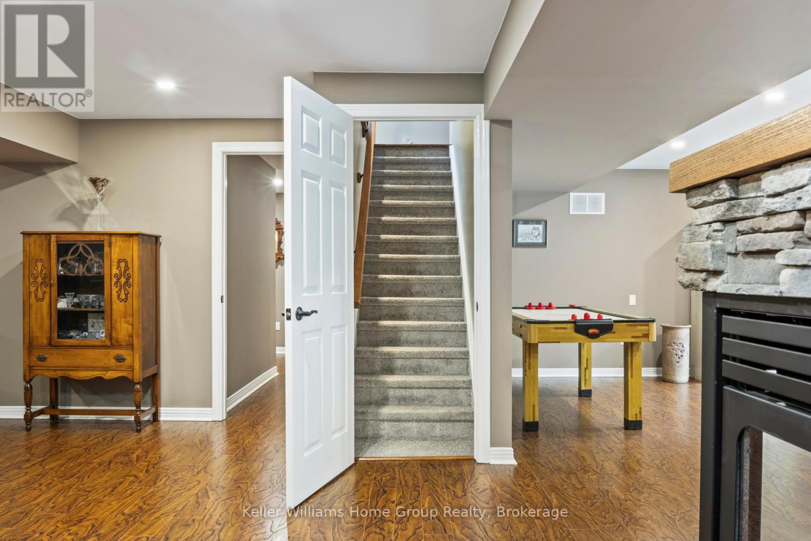 25 Riverview Drive, Centre Wellington, Ontario  N0B 1J0 - Photo 29 - X12320789