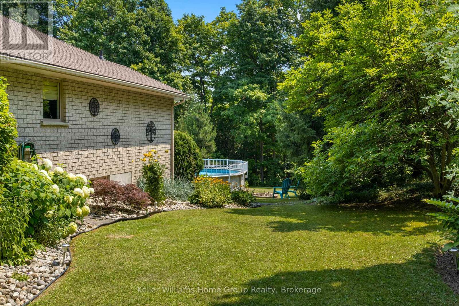 25 Riverview Drive, Centre Wellington, Ontario  N0B 1J0 - Photo 40 - X12320789