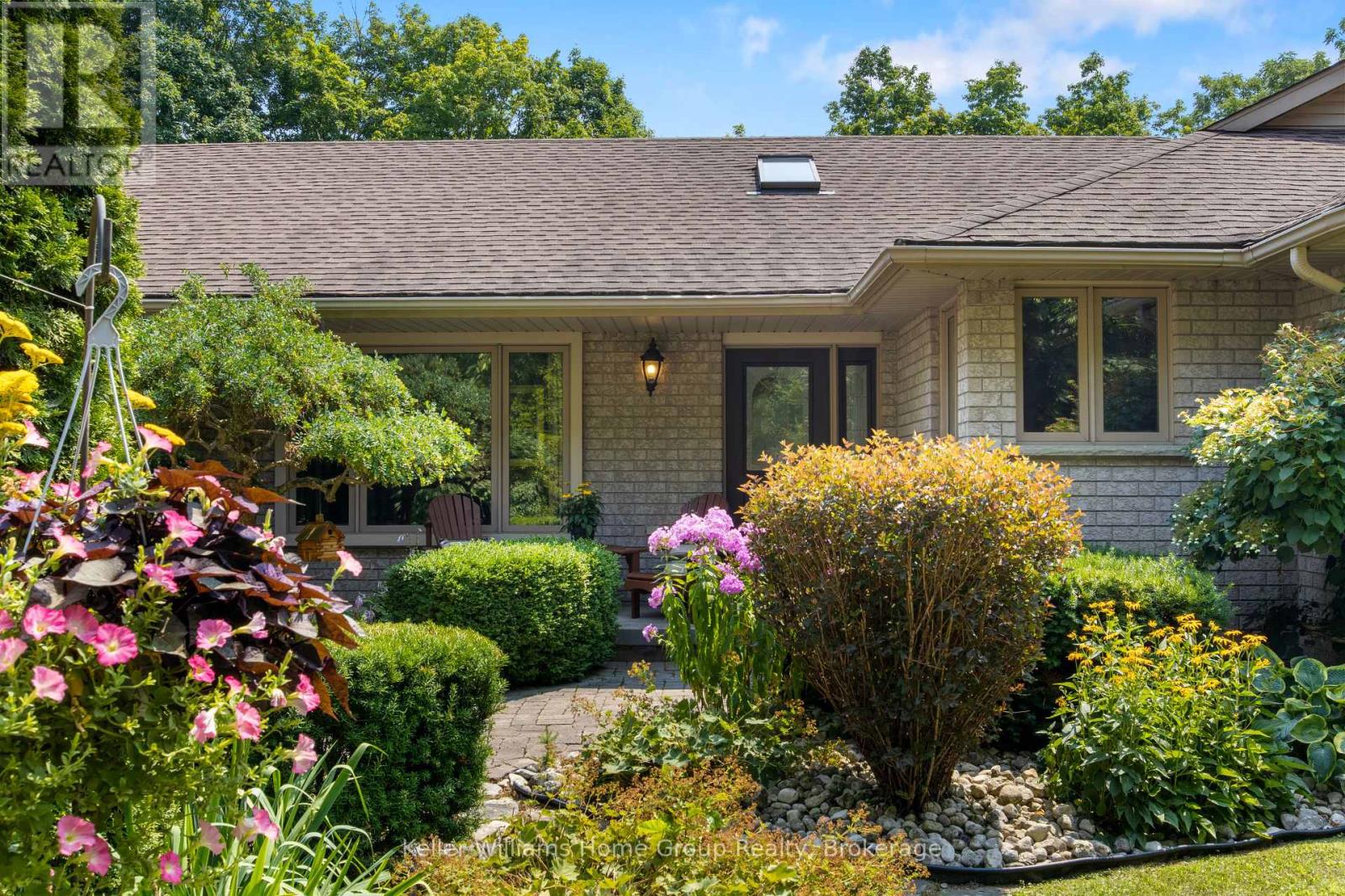 25 Riverview Drive, Centre Wellington, Ontario  N0B 1J0 - Photo 5 - X12320789