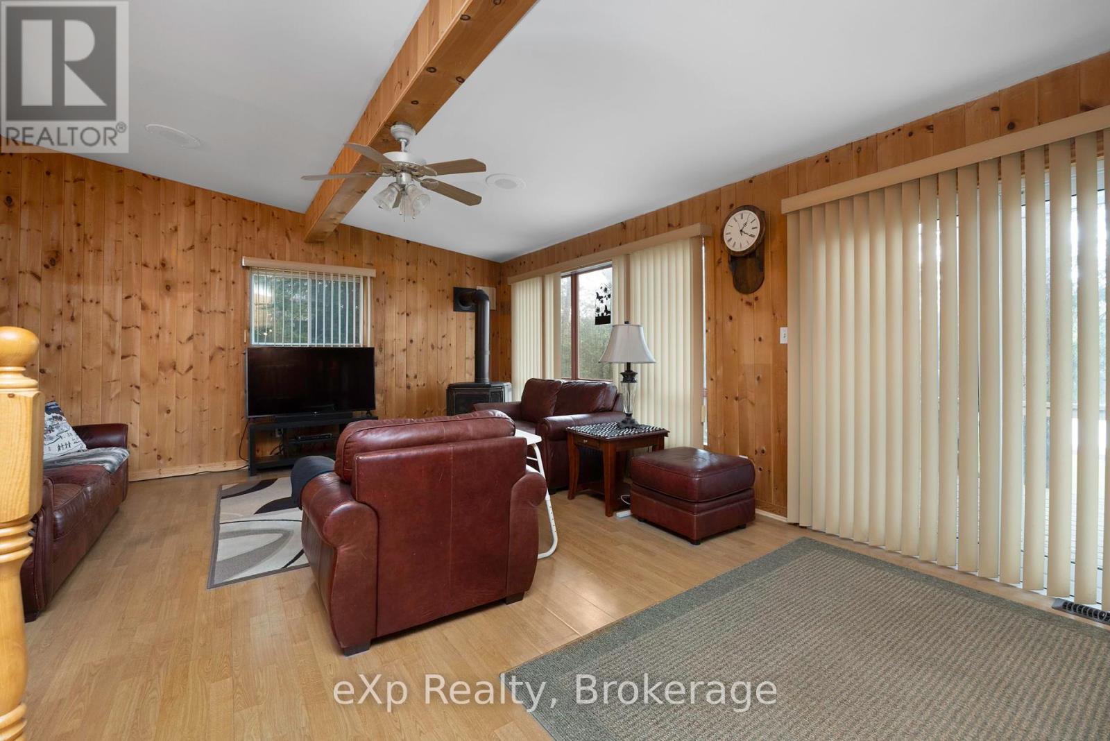 36 Roberts Lake Road E, Seguin, Ontario  P2A 2W8 - Photo 12 - X12320919
