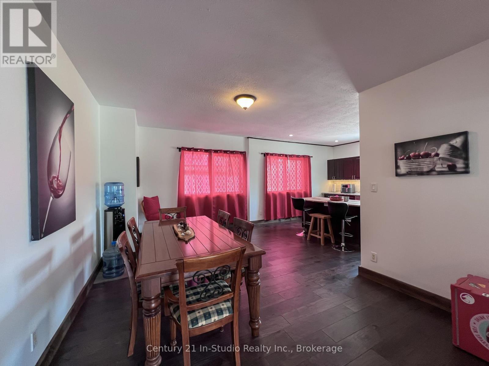 340 Boyd Street, South Bruce Peninsula, Ontario  N0H 2T0 - Photo 28 - X12320964