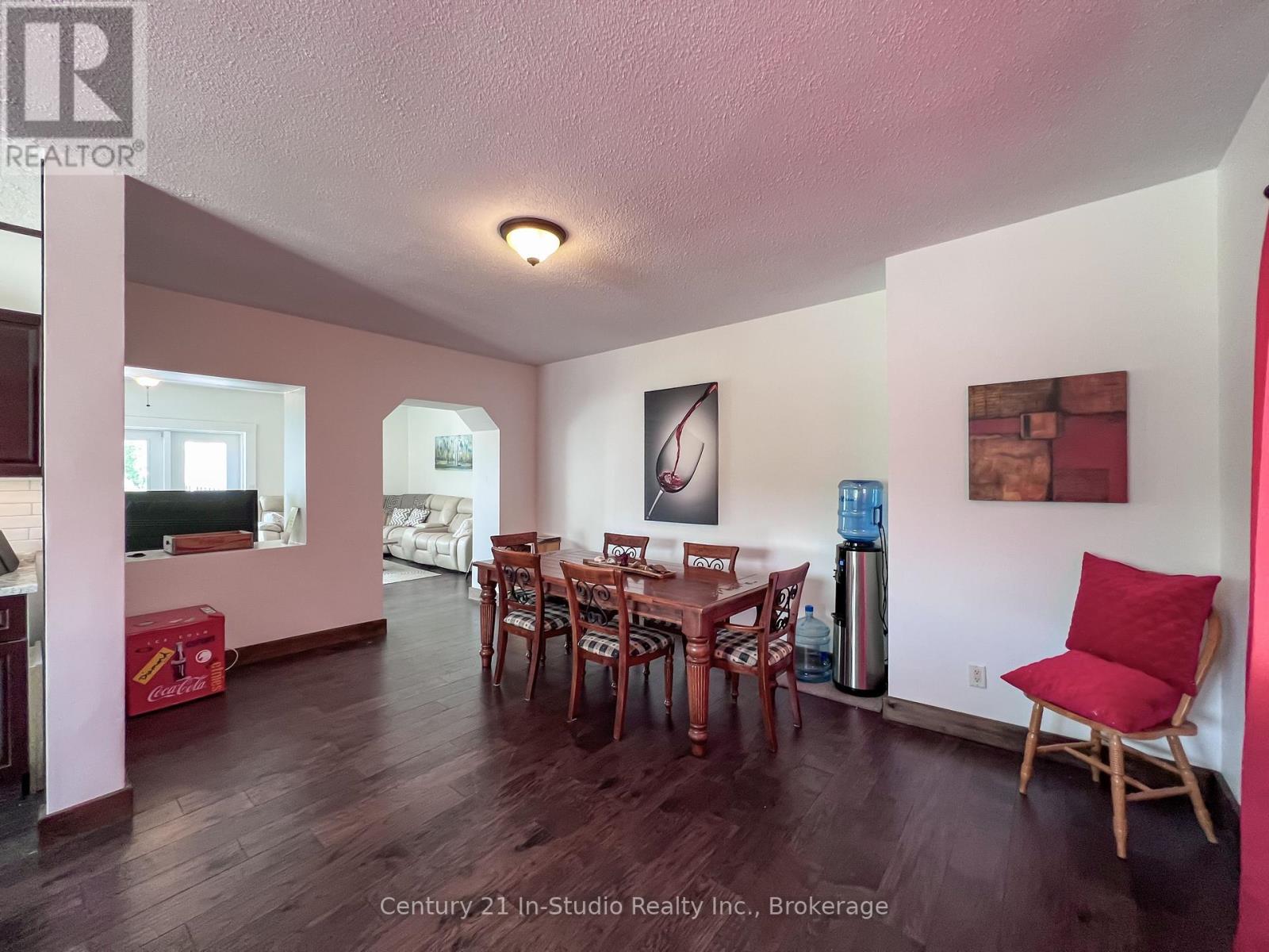 340 Boyd Street, South Bruce Peninsula, Ontario  N0H 2T0 - Photo 30 - X12320964