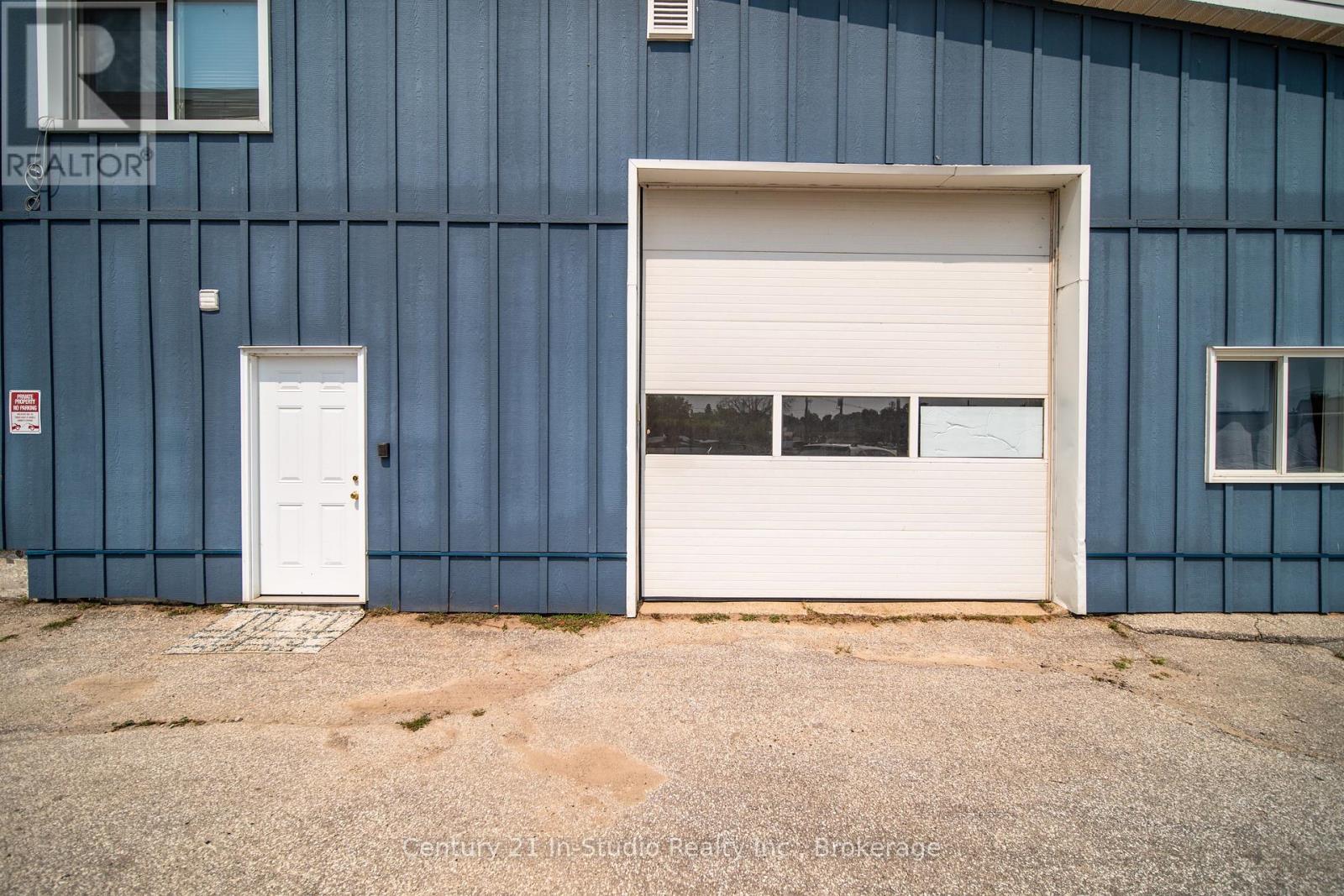 340 Boyd Street, South Bruce Peninsula, Ontario  N0H 2T0 - Photo 8 - X12320964
