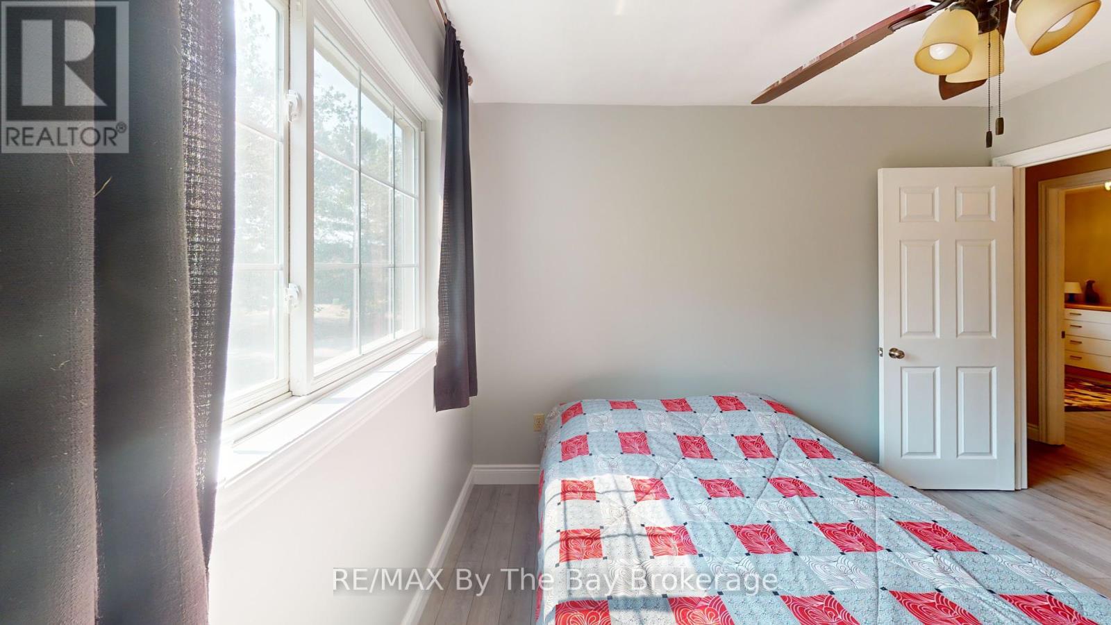 178 Oxbow Park Drive, Wasaga Beach, Ontario  L9Z 2V7 - Photo 16 - S12320971