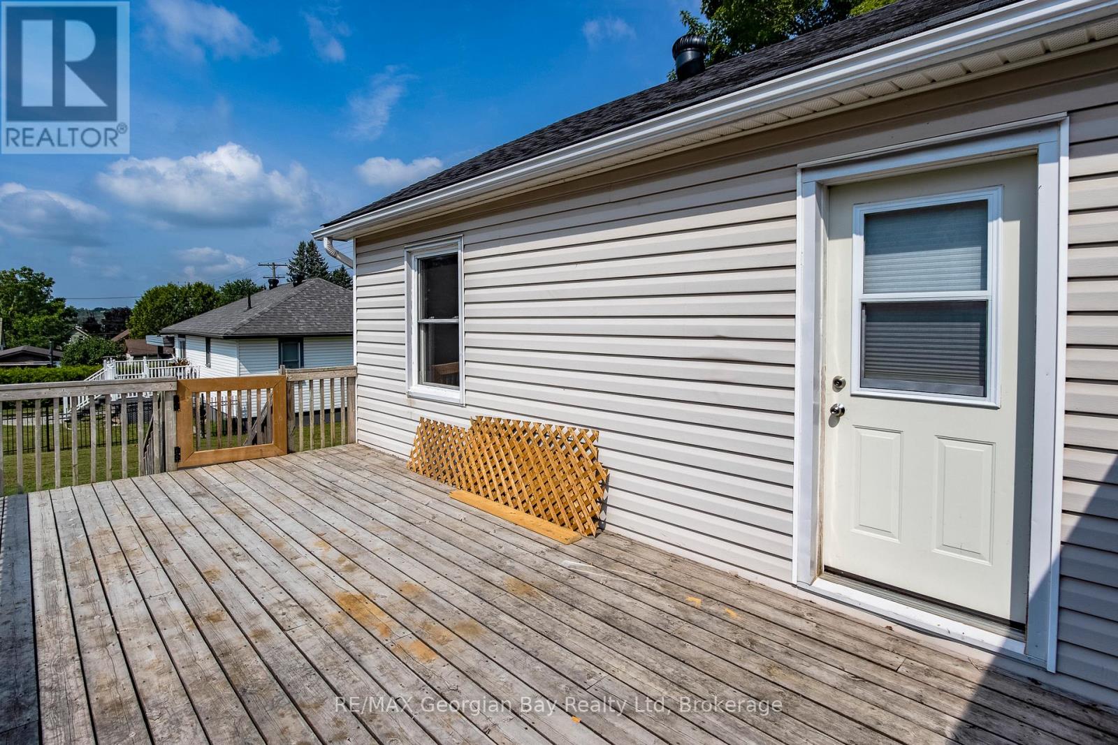 16 Edward Street, Penetanguishene, Ontario  L9M 1L1 - Photo 29 - S12321158