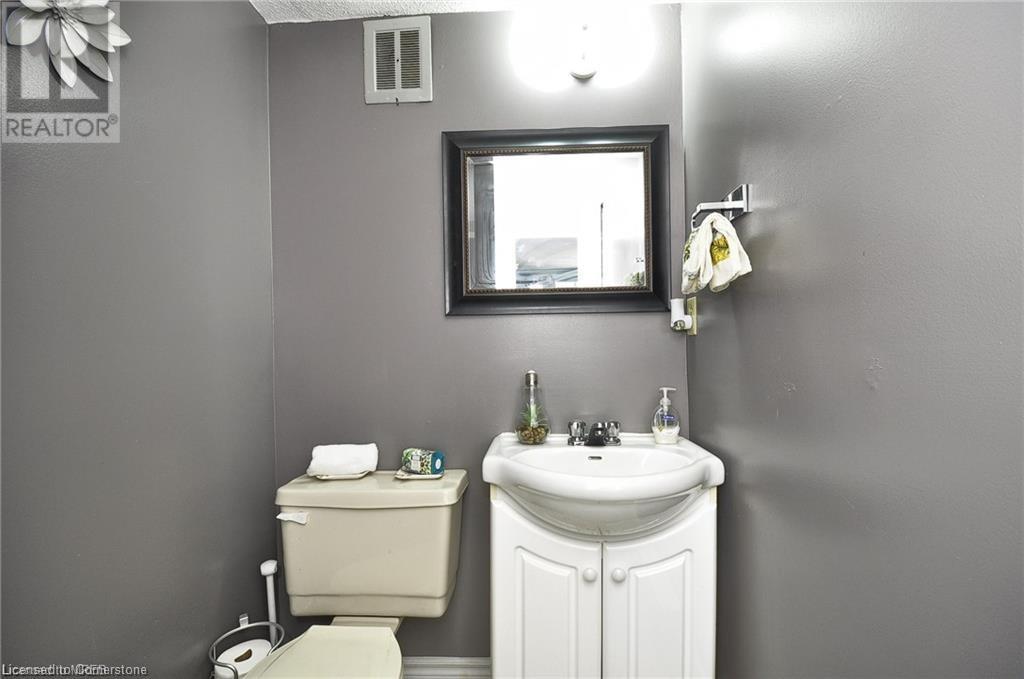 71 Vanier Drive Unit# 205, Kitchener, Ontario  N2C 1J4 - Photo 18 - 40756452