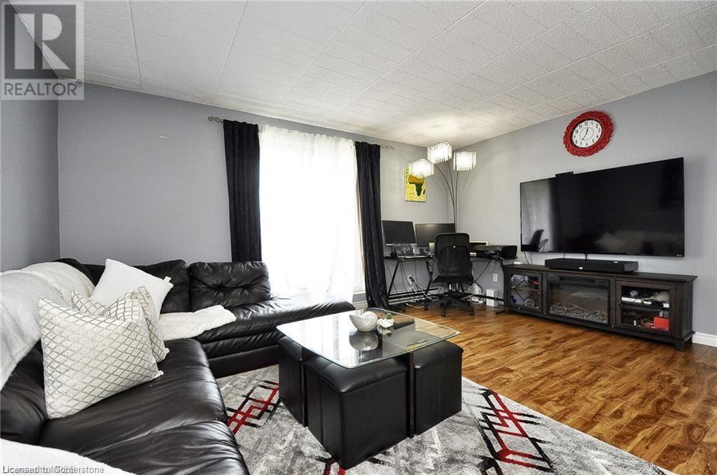 71 Vanier Drive Unit# 205, Kitchener, Ontario  N2C 1J4 - Photo 6 - 40756452