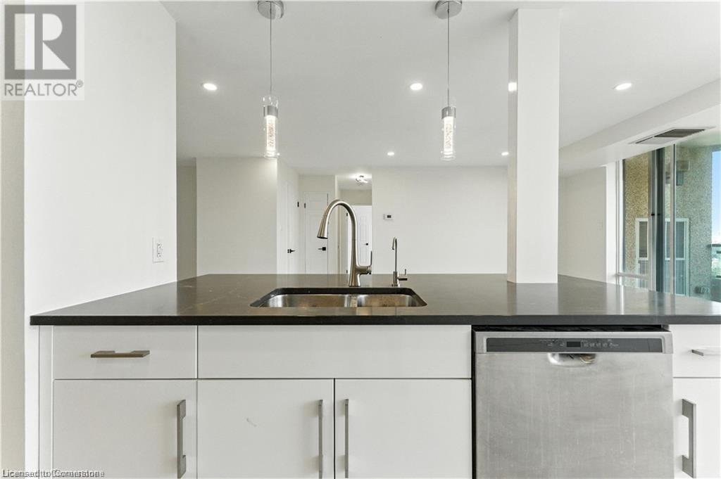 6 Willow Street Unit# 1807, Waterloo, Ontario  N2J 4S3 - Photo 9 - 40756713