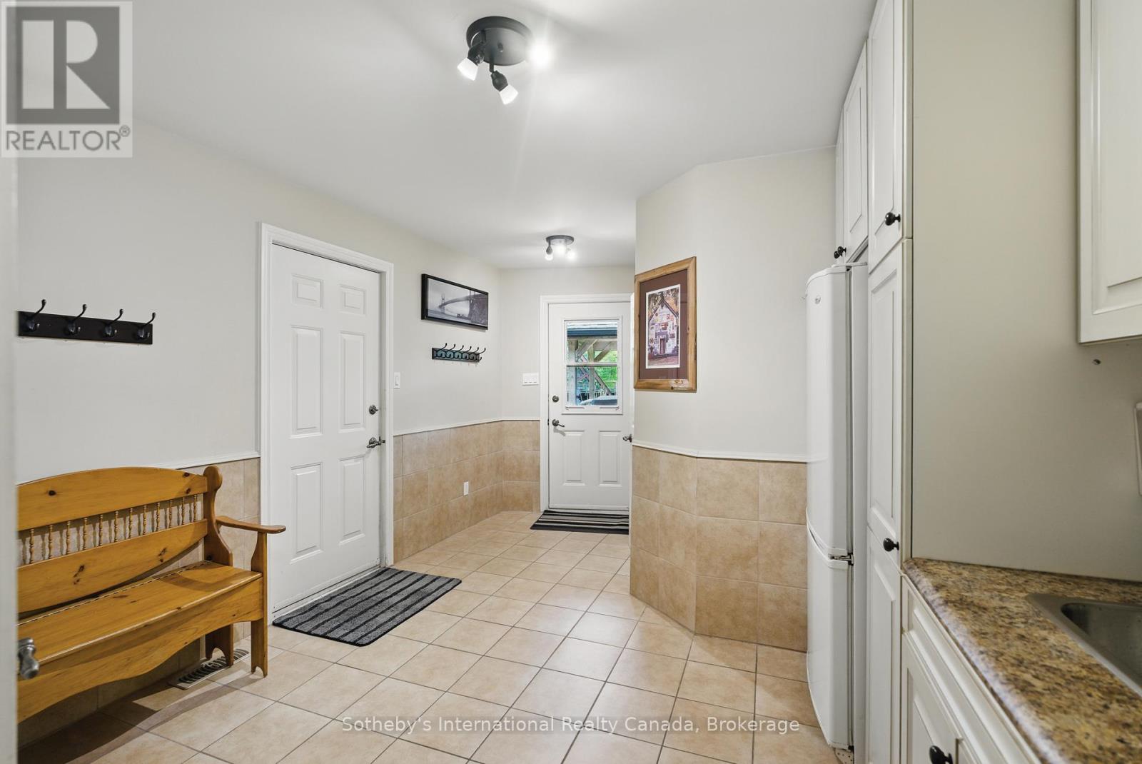 7583 Oak Point Road, Ramara, Ontario  L0K 2B0 - Photo 22 - S12321200