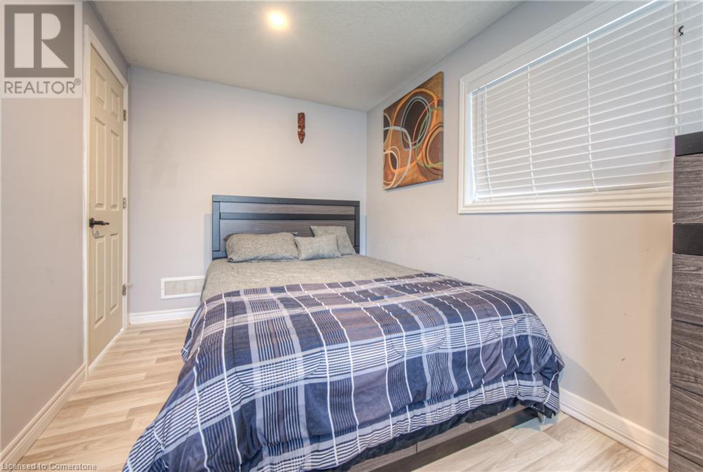 55 Saddlebrook Court, Kitchener, Ontario  N2R 1W9 - Photo 35 - 40756599