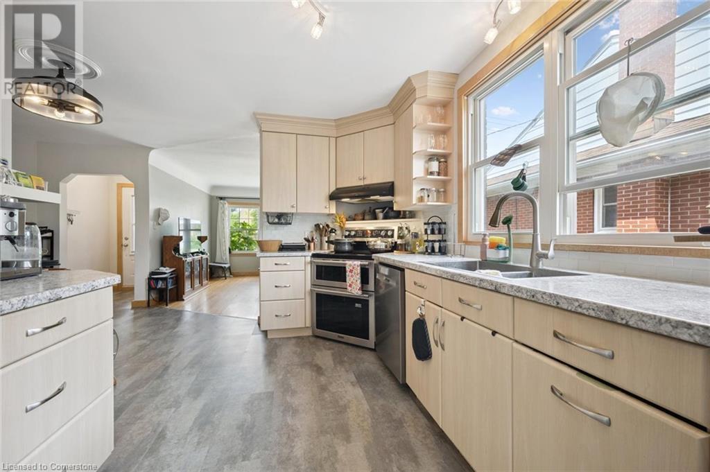 249 Blucher Street Unit# Upper, Kitchener, Ontario  N2H 5V6 - Photo 10 - 40756554