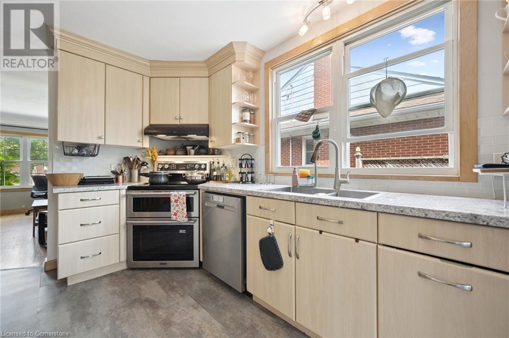 249 Blucher Street Unit# Upper, Kitchener, Ontario  N2H 5V6 - Photo 11 - 40756554