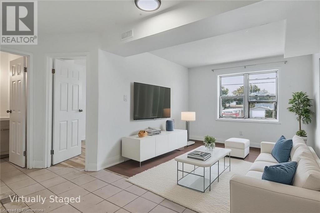 897 Barton Street E, Hamilton, Ontario  L8L 3B8 - Photo 3 - 40756574