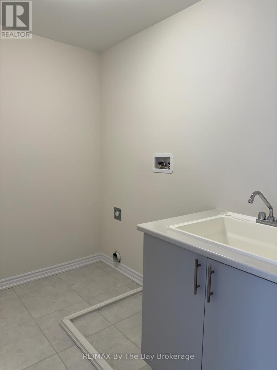 18 Federica Crescent, Wasaga Beach, Ontario  L9Z 0N6 - Photo 14 - S12321397