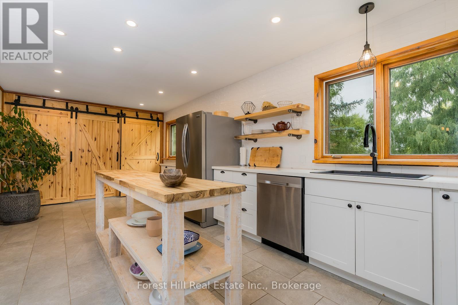 495688 2 Grey Road, Blue Mountains, Ontario  N0H 2E0 - Photo 29 - X12321392