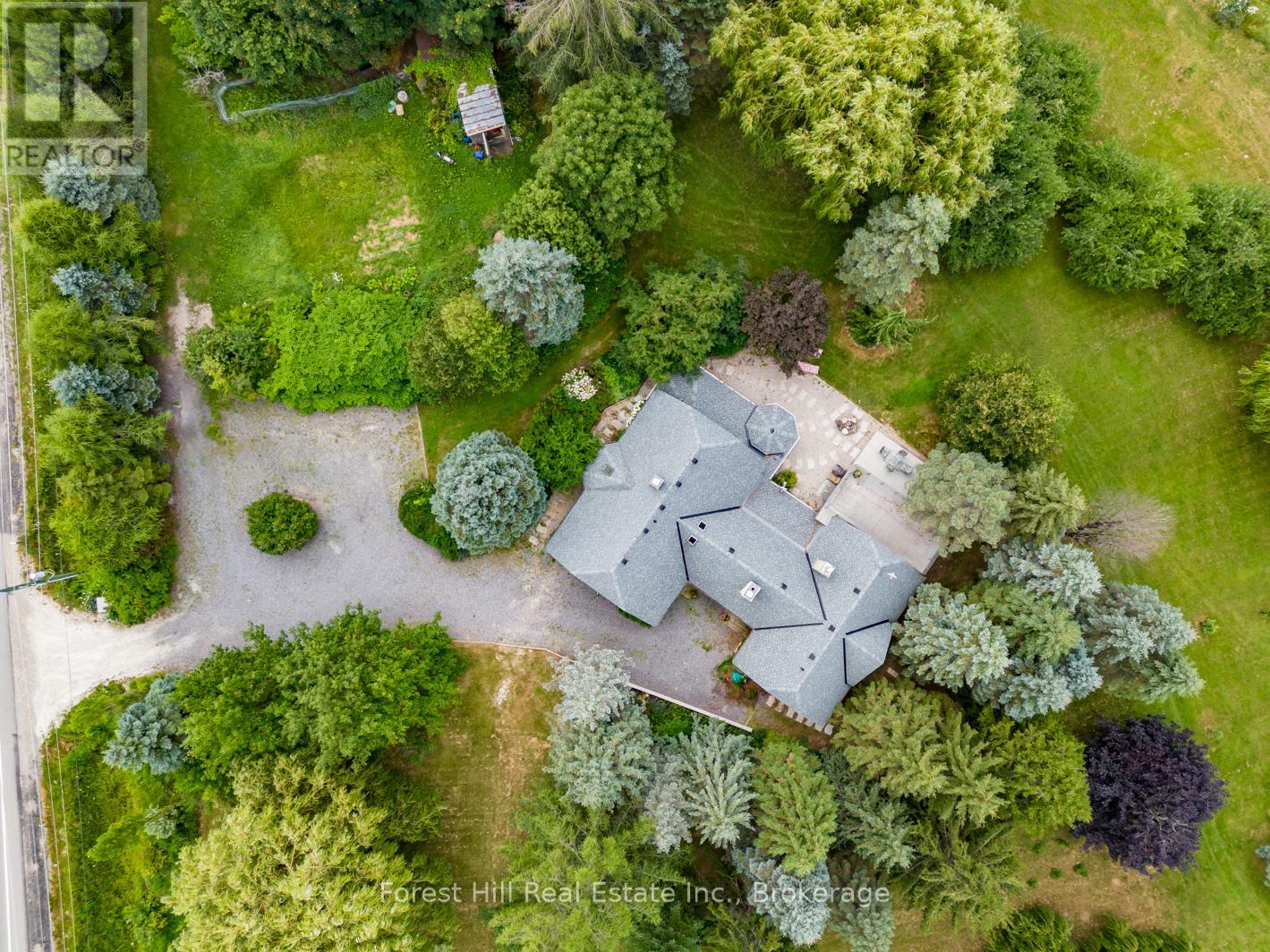 495688 2 Grey Road, Blue Mountains, Ontario  N0H 2E0 - Photo 3 - X12321392