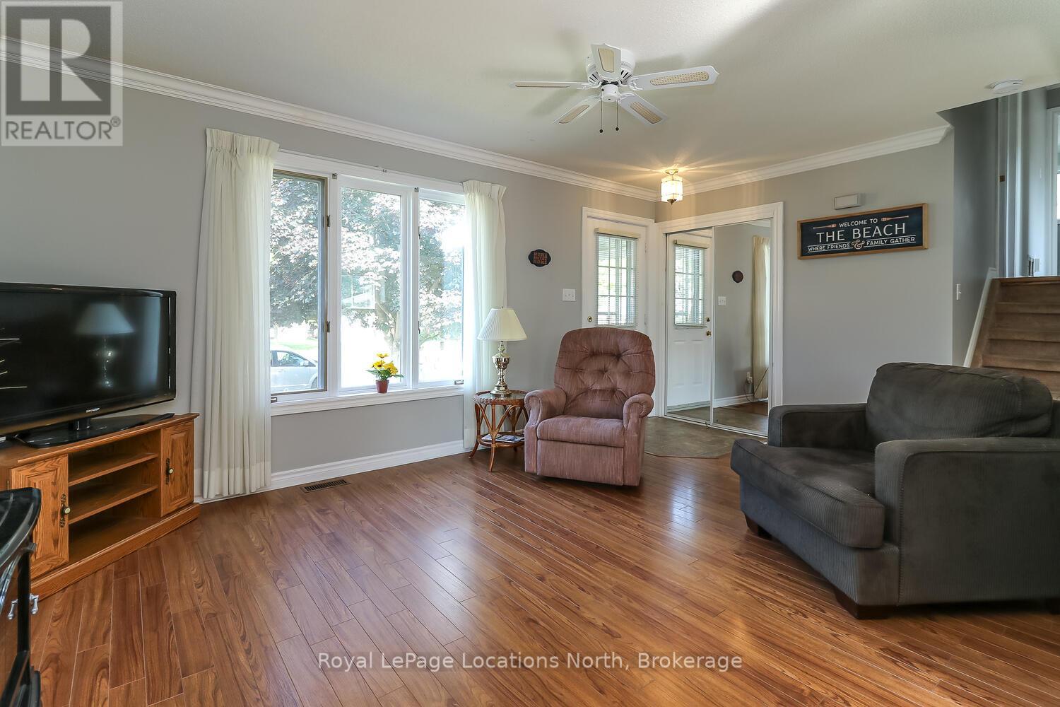 29 Innisbrook Drive, Wasaga Beach, Ontario  L9Z 1G3 - Photo 13 - S12321535