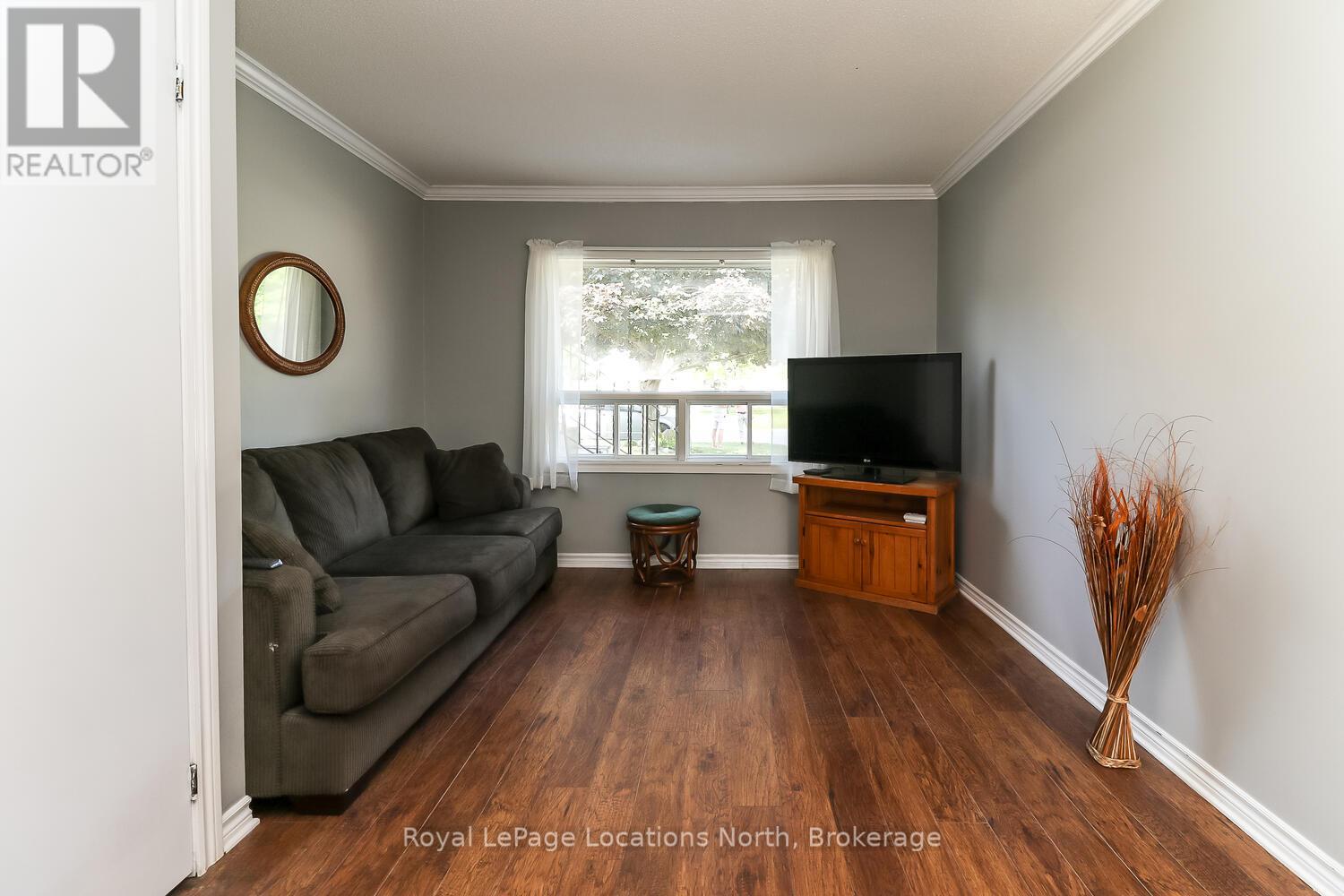 29 Innisbrook Drive, Wasaga Beach, Ontario  L9Z 1G3 - Photo 18 - S12321535