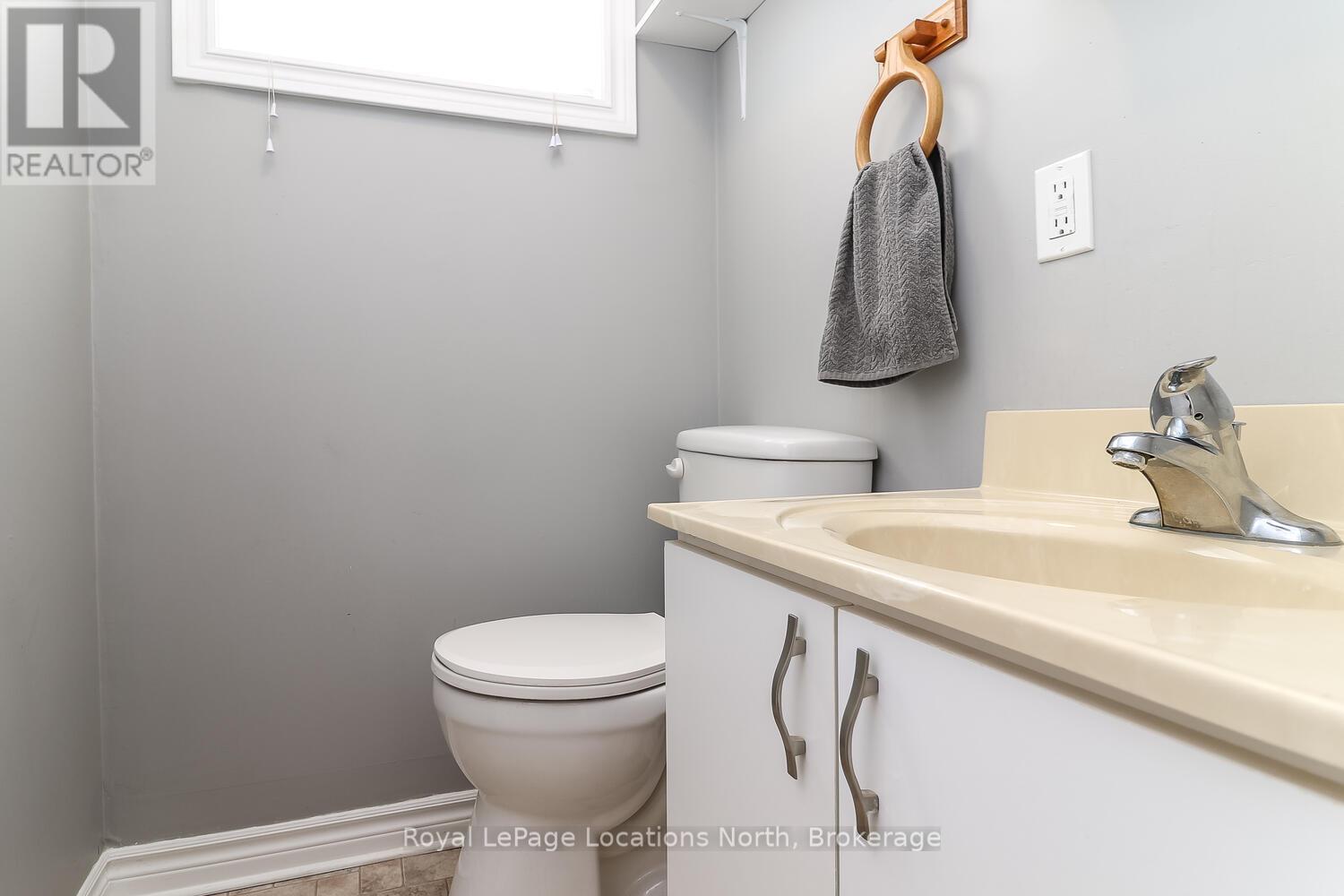 29 Innisbrook Drive, Wasaga Beach, Ontario  L9Z 1G3 - Photo 19 - S12321535