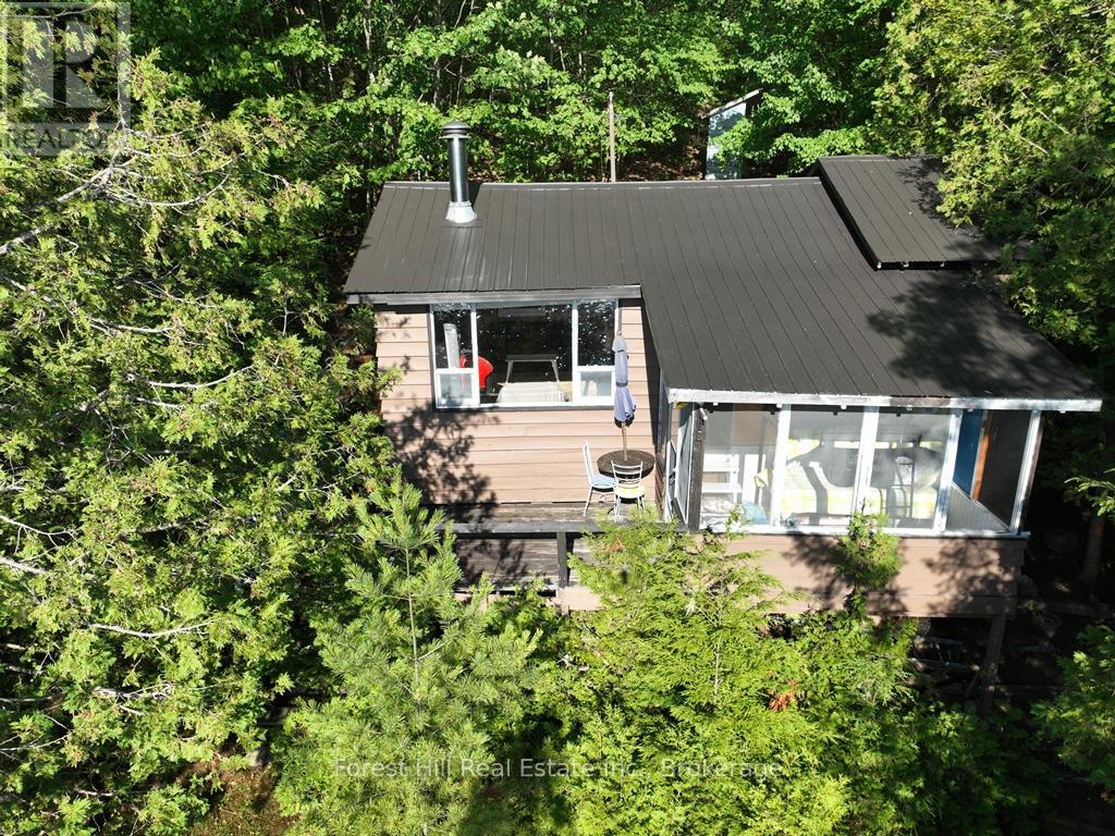 10689 Kawagama Lake, Algonquin Highlands, Ontario  P0A 1E0 - Photo 2 - X12321536