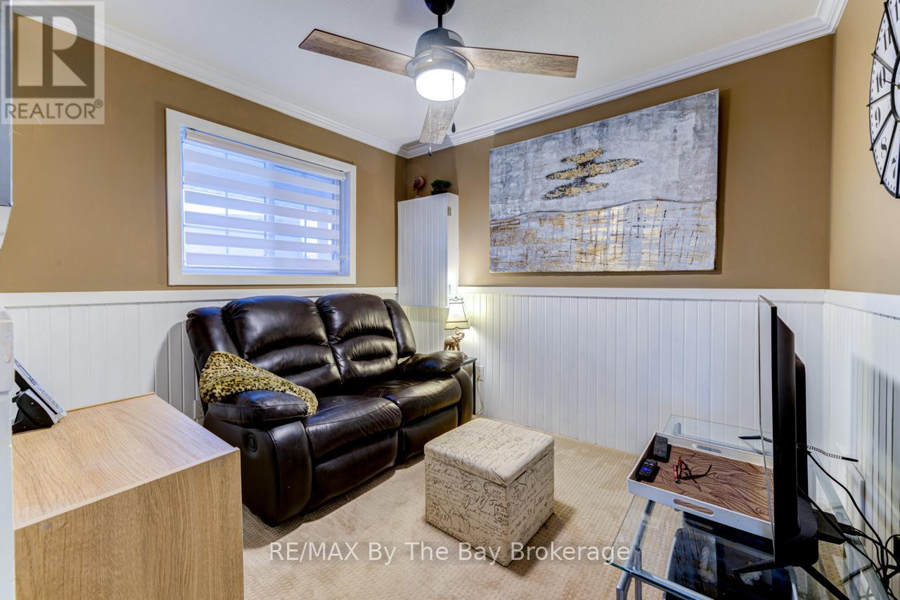 6 Temagami Trail, Wasaga Beach, Ontario  L9Z 1X7 - Photo 23 - S12321582