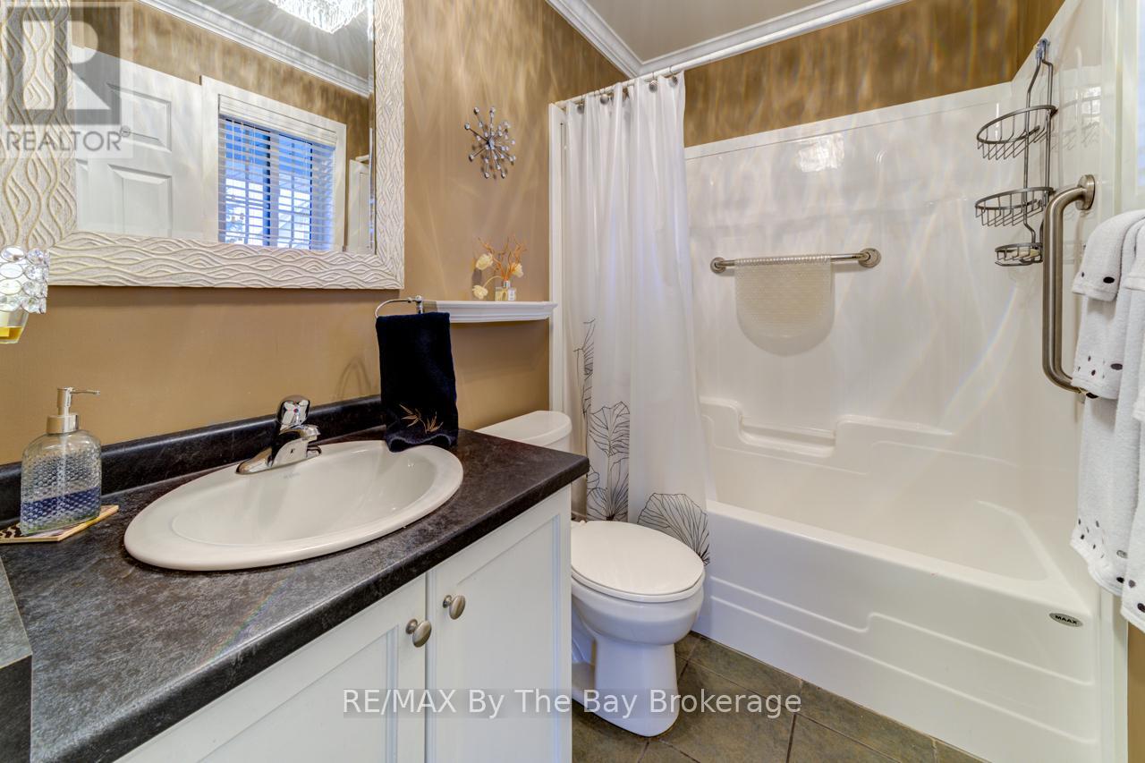 6 Temagami Trail, Wasaga Beach, Ontario  L9Z 1X7 - Photo 24 - S12321582