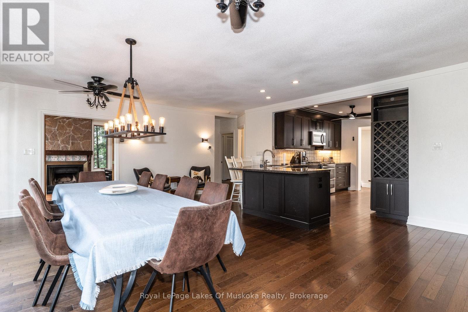 51 Pinetree Road, Gravenhurst, Ontario  P1P 1R2 - Photo 9 - X12321603
