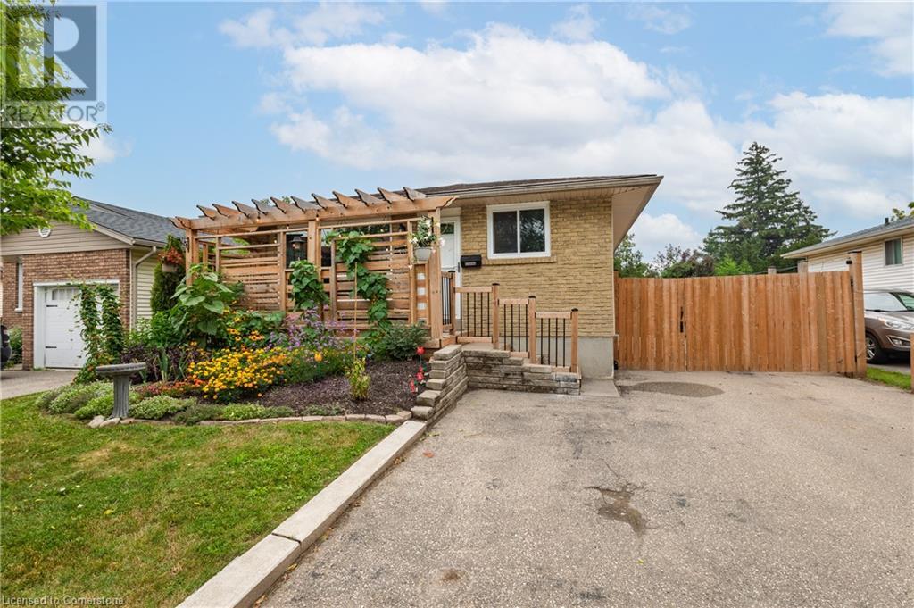 112 Limpert Avenue, Cambridge, Ontario  N3C 1B9 - Photo 3 - 40756912
